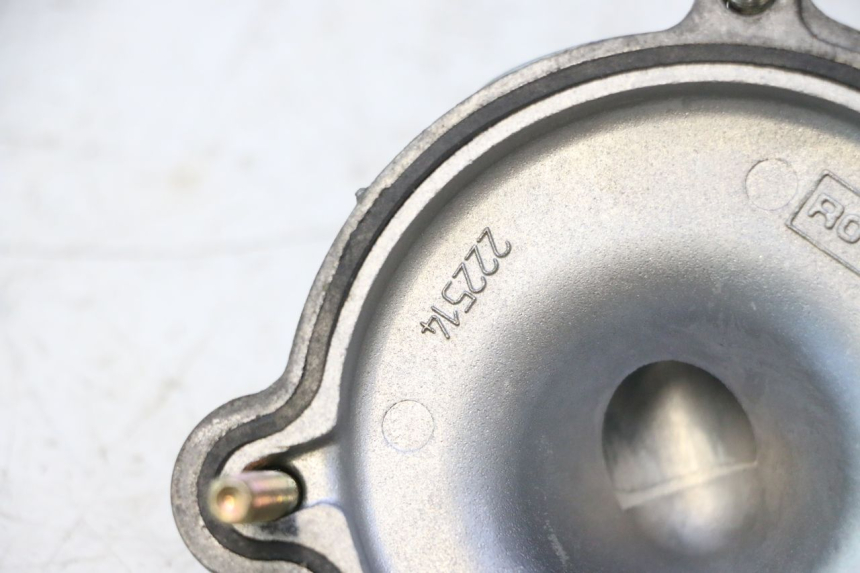 photo de TAPA BOMBA AGUA CAN-AM SPYDER RS 1000 (2008 - 2012) - Zoom estado de uso