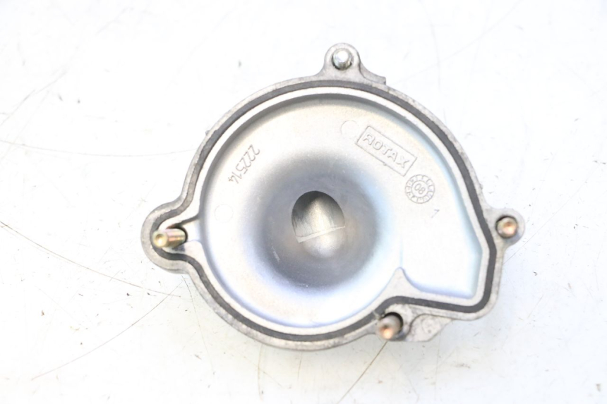 photo de TAPA BOMBA AGUA CAN-AM SPYDER RS 1000 (2008 - 2012) - Otra perspectiva