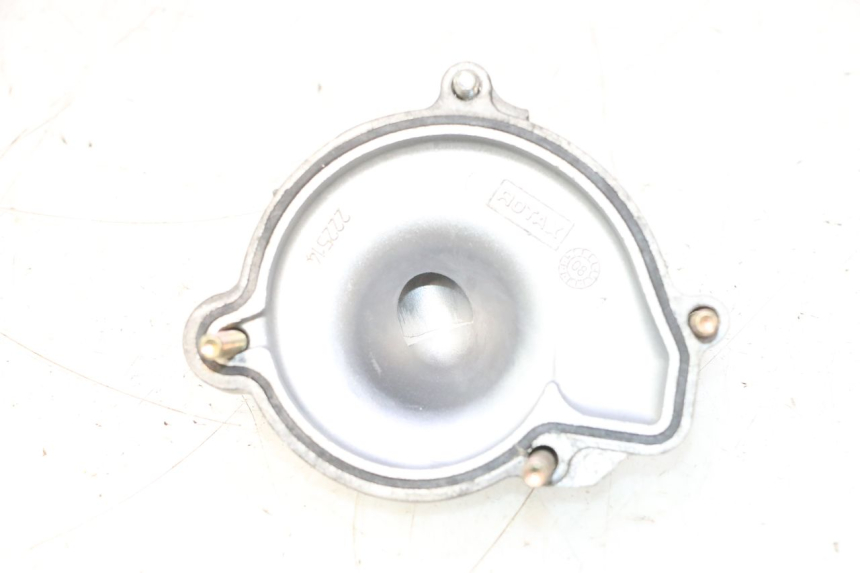 photo de TAPA BOMBA AGUA CAN-AM SPYDER RS 1000 (2008 - 2012) - Primer plano técnico
