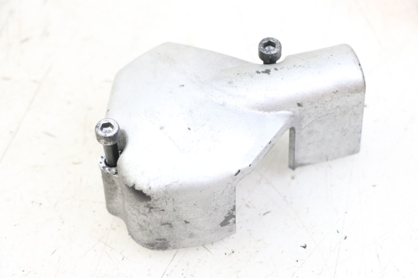 photo de TAPA ACEITE BOMBA APRILIA RS 50 (1999 - 2005) - Primer plano técnico