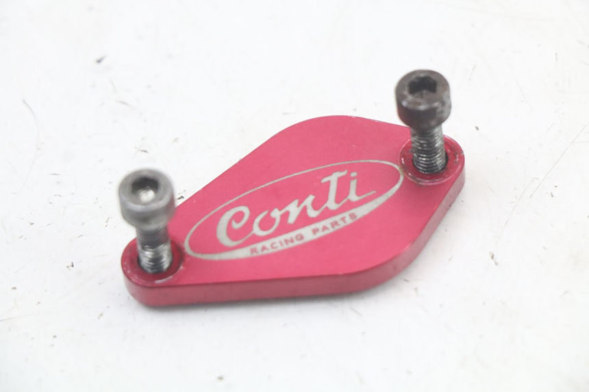 photo de TAPA ACEITE BOMBA DERBI SENDA SM DRD X-TREME 50 (2011 - 2017) - Detalle de la pieza