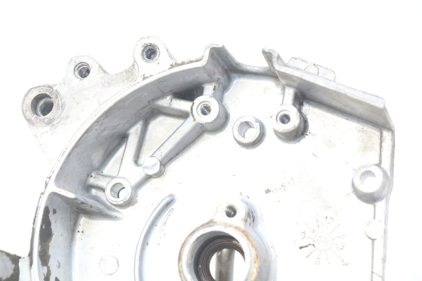 photo de CÁRTER DEL ESTATOR KYMCO AGILITY 4T 50 (2005 - 2018) - Detalles de los puntos de fijación