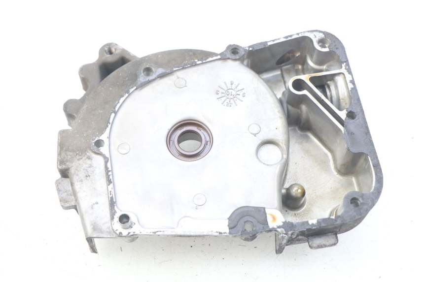 photo de CÁRTER DEL ESTATOR KYMCO AGILITY 4T 50 (2005 - 2018) - Detalles de los puntos de fijación