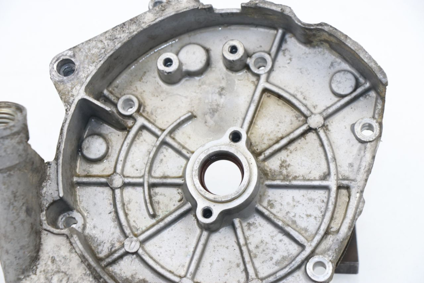 photo de TAPA STATOR REVATTO FUTURA GT 125 (2006 - 2008) - Otra perspectiva