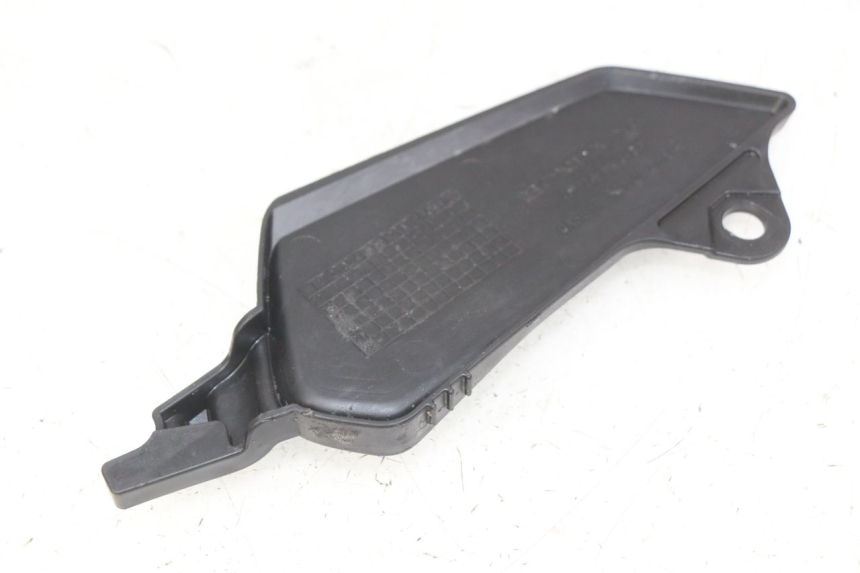 photo de CUBIERTA DE TRANSMISIÓN DE RUEDA HONDA CB R 1000 (2018 - 2023) - Zoom estado de uso