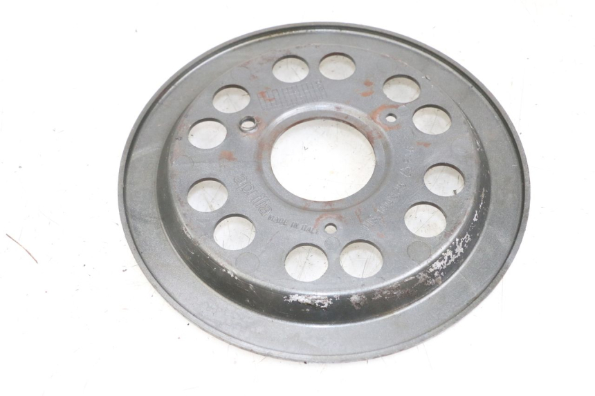 photo de TAPA ENGRANAJES APRILIA CLASSIC 125 (1995 - 2001) - Detalle de la pieza