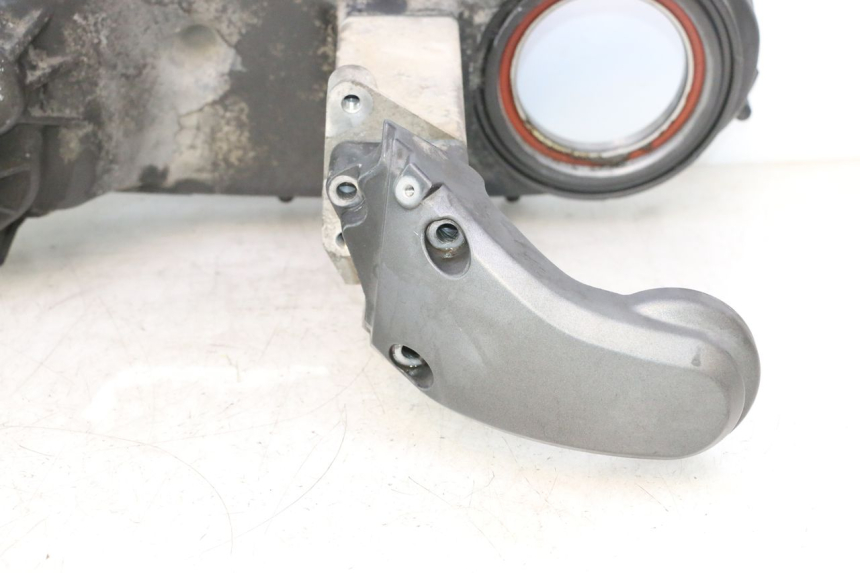 photo de TAPA ENGRANAJES HONDA FJS SILVER WING SILVERWING 400 (2005 - 2008) - Detalles de los puntos de fijación