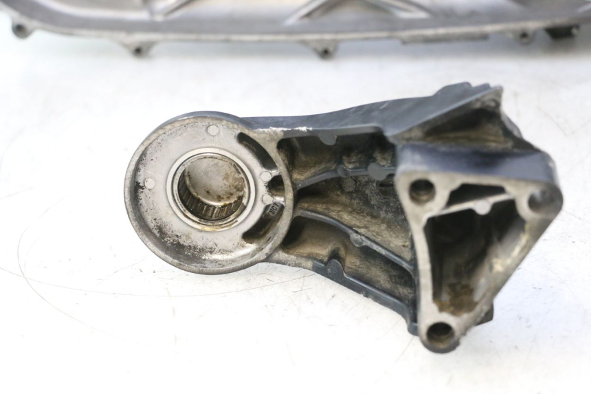 photo de TAPA ENGRANAJES HONDA FJS SILVER WING SILVERWING 400 (2005 - 2008) - Características distintivas