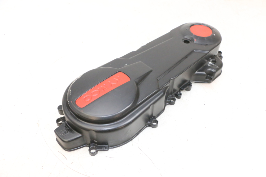 photo de TAPA VARIADOR KYMCO AGILITY 16+ 4T 50 (2018 - 2023) - Detalles de los puntos de fijación