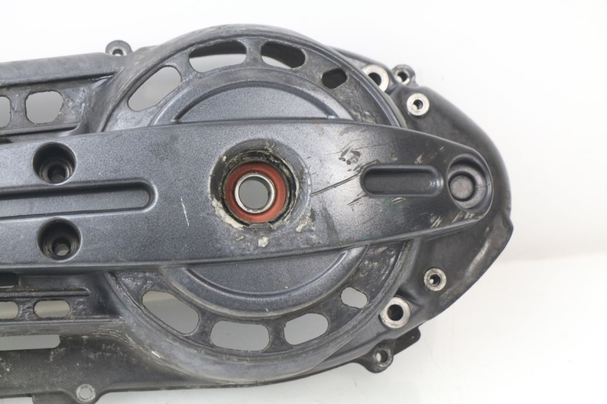 photo de TAPA VARIADOR PIAGGIO BEVERLY 500 (2003 - 2007) - Estado de la superficie y material