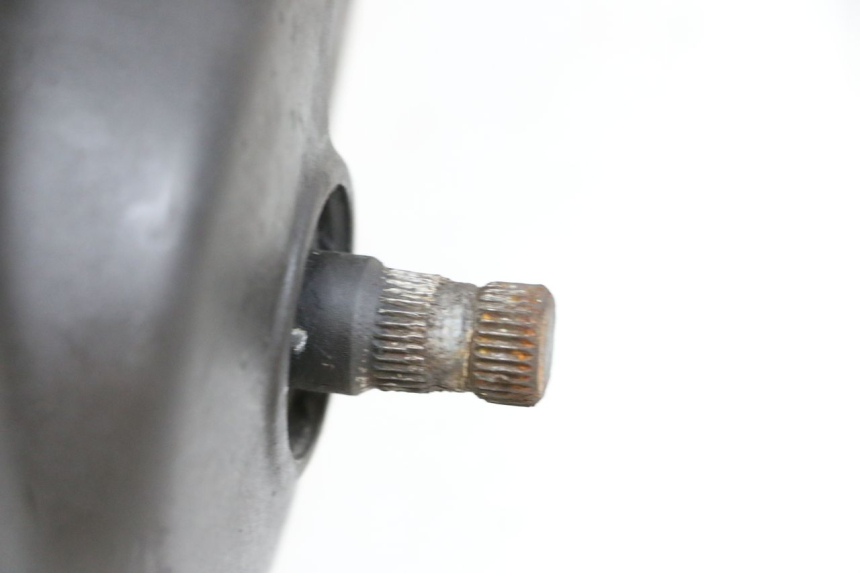 photo de CUBIERTA DEL VARIADOR MBK BOOSTER SPIRIT 50 (2004 - 2017) - Primer plano técnico