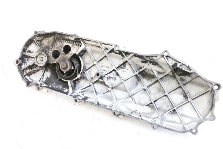 photo de TAPA VARIADOR YAMAHA BW'S 50 (2004 - 2017) - Detalles de los puntos de fijación