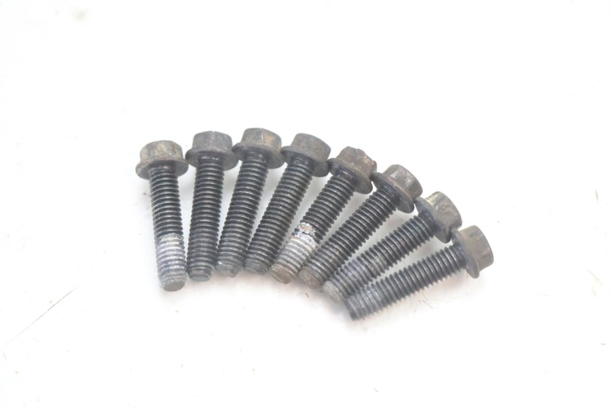 photo de CUBIERTA DEL VARIADOR YAMAHA BW'S BWS 125 (2010 - 2013) - Marcados y referencias originales