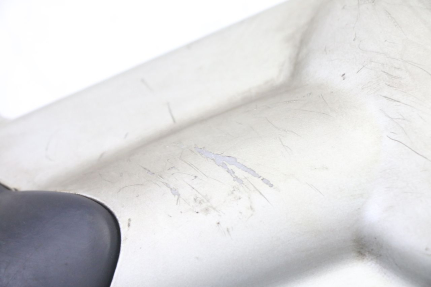 photo de CUBIERTA DEL VARIADOR PEUGEOT ELYSEO 125 (1999 - 2004) - Otra perspectiva