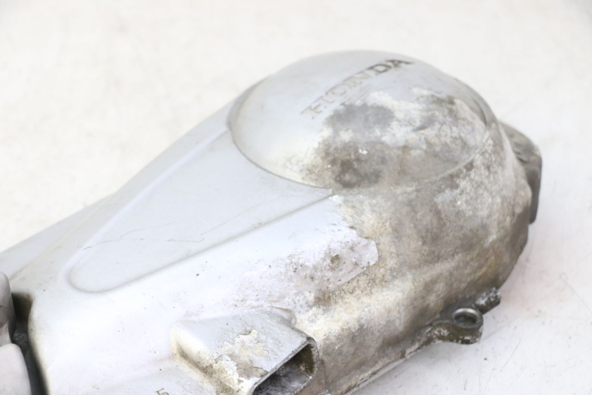 photo de CUBIERTA DEL VARIADOR HONDA FES S-WING SWING ABS 125 (2007 - 2015) - Otra perspectiva