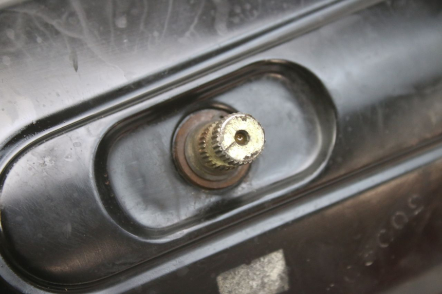 photo de CUBIERTA DEL VARIADOR SYM FIDDLE 2 50 (2008 - 2013) - Marcados y referencias originales