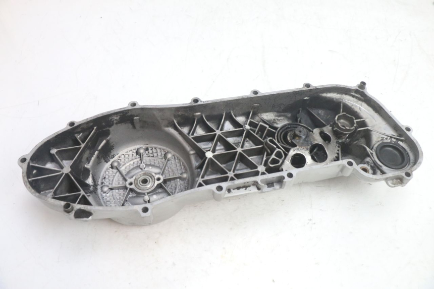 photo de CUBIERTA DEL VARIADOR PIAGGIO FLY 2T 50 (2004 - 2017) - Primer plano técnico