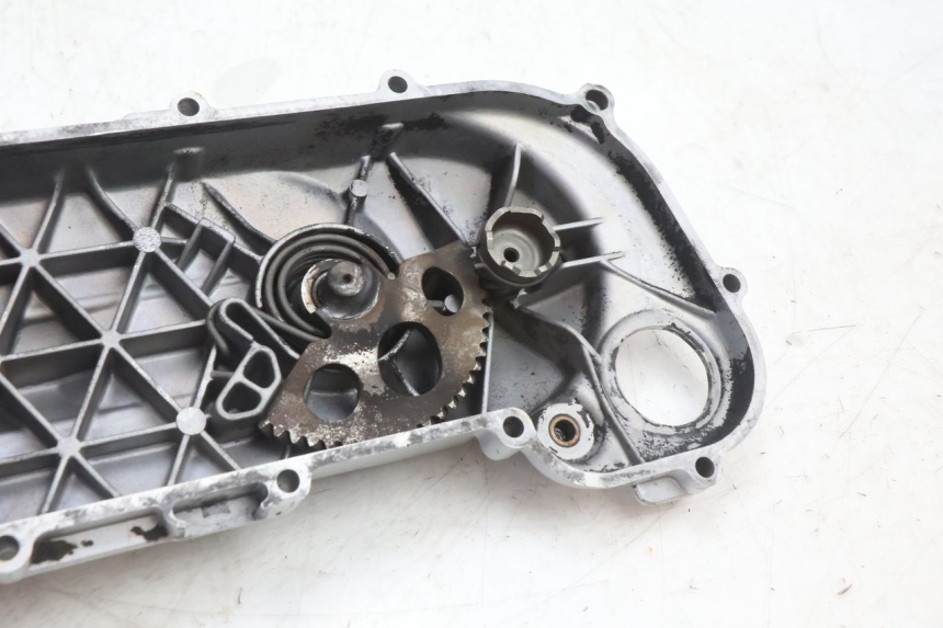photo de CUBIERTA DEL VARIADOR PIAGGIO FLY 2T 50 (2004 - 2017) - Primer plano de alta resolución