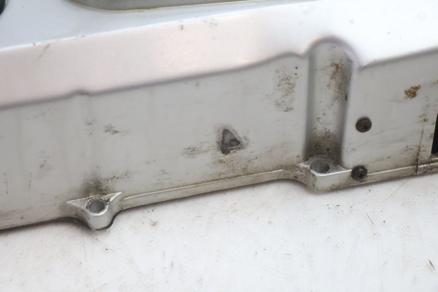 photo de TAPA VARIADOR KEEWAY FOCUS 50 (2006 - 2009) - Detalles de los puntos de fijación