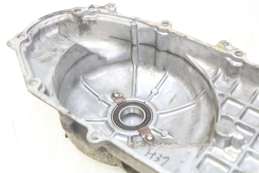 photo de CUBIERTA DEL VARIADOR YAMAHA HW XENTER 125 (2011 - 2017) - Primer plano técnico