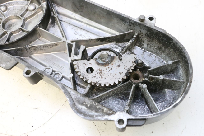 photo de CUBIERTA DEL VARIADOR PEUGEOT KISBEE 2T 50 (2010 - 2017) - Primer plano técnico