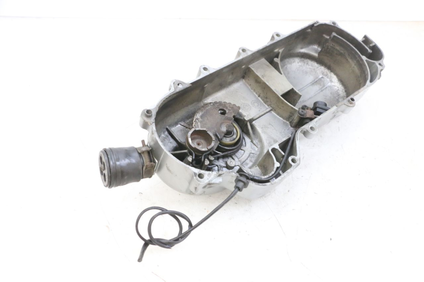 photo de CUBIERTA DEL VARIADOR PEUGEOT KISBEE 4T 50 (2010 - 2017) - Primer plano técnico