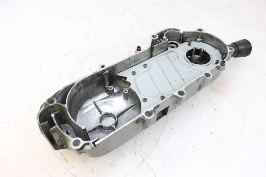 photo de CUBIERTA DEL VARIADOR PEUGEOT KISBEE 4T 50 (2018 - 2022) - Detalles de los puntos de fijación