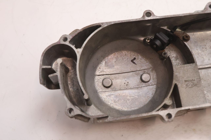 photo de CUBIERTA DEL VARIADOR PEUGEOT KISBEE 4T 50 (2010 - 2017) - Estado de la superficie y material