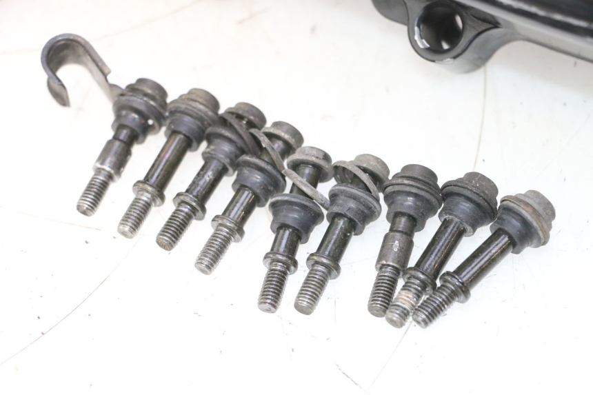 photo de TAPA VARIADOR PEUGEOT KISBEE 4T 50 (2023 - 2026) - Foto de producto adicional