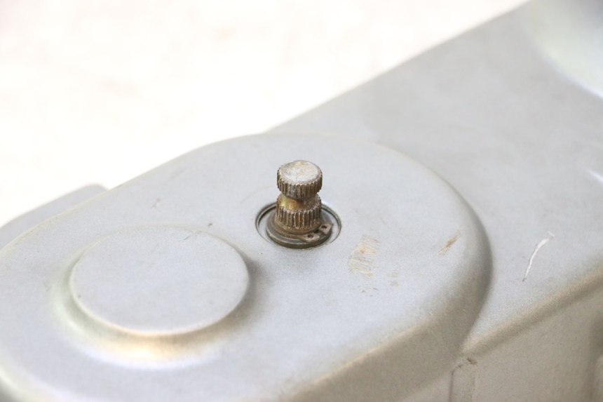 photo de CUBIERTA DEL VARIADOR PEUGEOT KISBEE 4T 50 (2010 - 2017) - Características distintivas