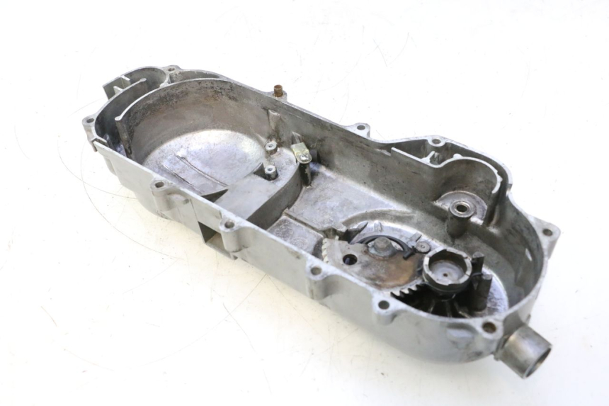 photo de CUBIERTA DEL VARIADOR PEUGEOT KISBEE 4T 50 (2010 - 2017) - Detalles de los puntos de fijación