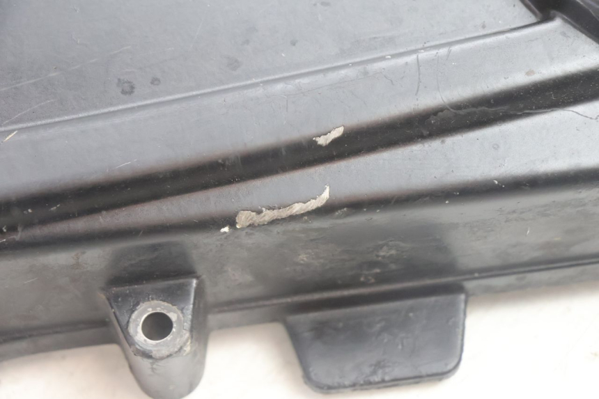 photo de CUBIERTA DEL VARIADOR PEUGEOT LUDIX BLASTER 50 (2006 - 2014) - Estado de la superficie y material