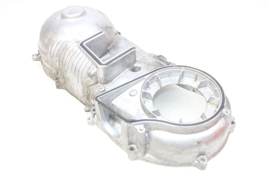 photo de CUBIERTA DEL VARIADOR YAMAHA N-MAX NMAX 125 (2017 - 2020) - Primer plano técnico