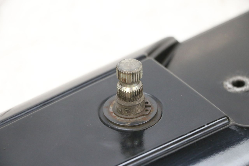 photo de CUBIERTA DEL VARIADOR YAMAHA NEOS NEO'S 4T 50 (2008 - 2016) - Características distintivas