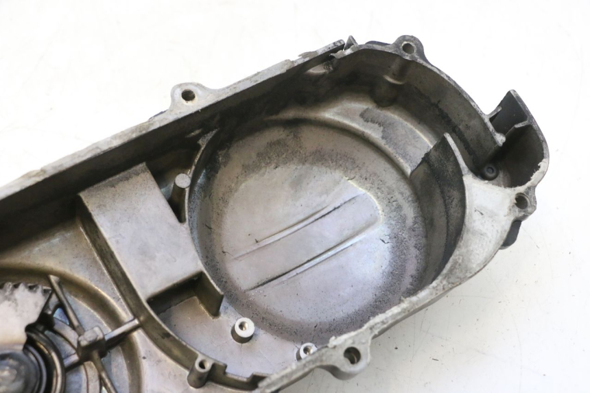 photo de CUBIERTA DEL VARIADOR JM MOTORS OLDIES 4T 50 (2010 - 2020) - Detalles de los puntos de fijación