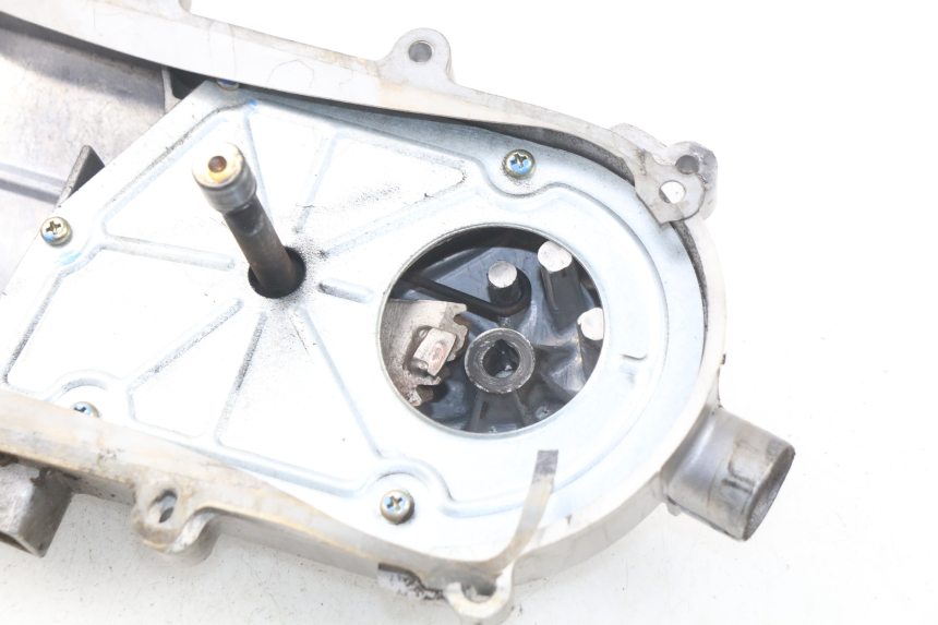 photo de CUBIERTA DEL VARIADOR SYM ORBIT 2 4T 50 (2008 - 2017) - Estado de la superficie y material