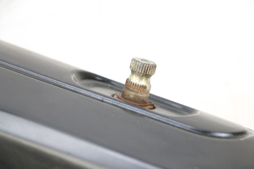 photo de CUBIERTA DEL VARIADOR SYM ORBIT 2 4T 50 (2008 - 2017) - Características distintivas