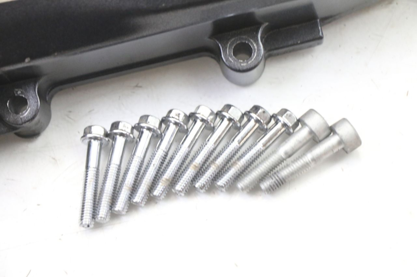 photo de TAPA VARIADOR SYM ORBIT III 3 4T 50 (2021 - 2025) - Estado de la superficie y material