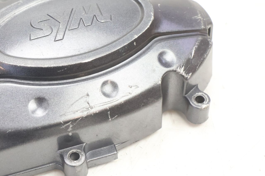 photo de TAPA VARIADOR SYM ORBIT III 3 4T 50 (2021 - 2025) - Detalles de los puntos de fijación