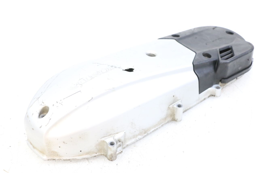 photo de TAPA VARIADOR HONDA PCX (JF47) 125 (2012 - 2013) - Detalles de los puntos de fijación