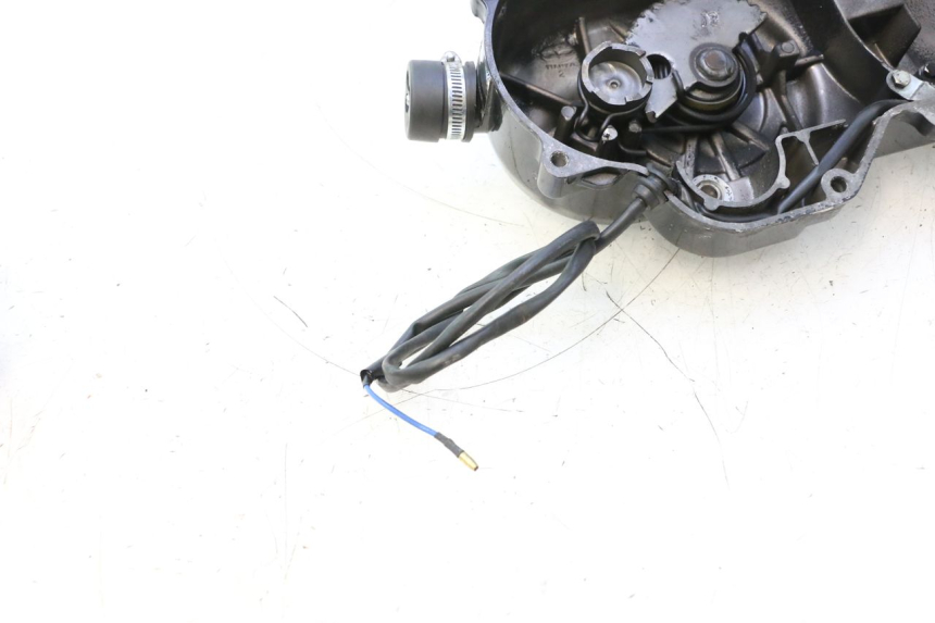 photo de CUBIERTA DEL VARIADOR TNT MOTOR ROMA 10' 4T 50 (2007 - 2018) - Detalles de los puntos de fijación