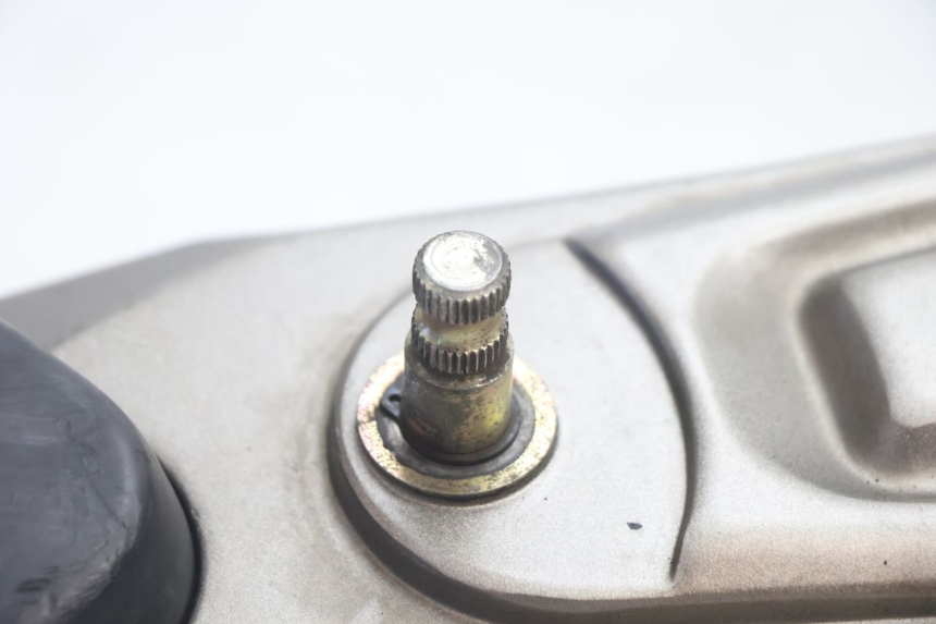 photo de CUBIERTA DEL VARIADOR KEEWAY RY6 2T 50 (2011 - 2019) - Primer plano técnico