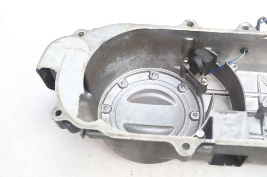 photo de TAPA VARIADOR JM MOTORS SANTANA EVO 50 (2024 - 2026) - Detalles de los puntos de fijación