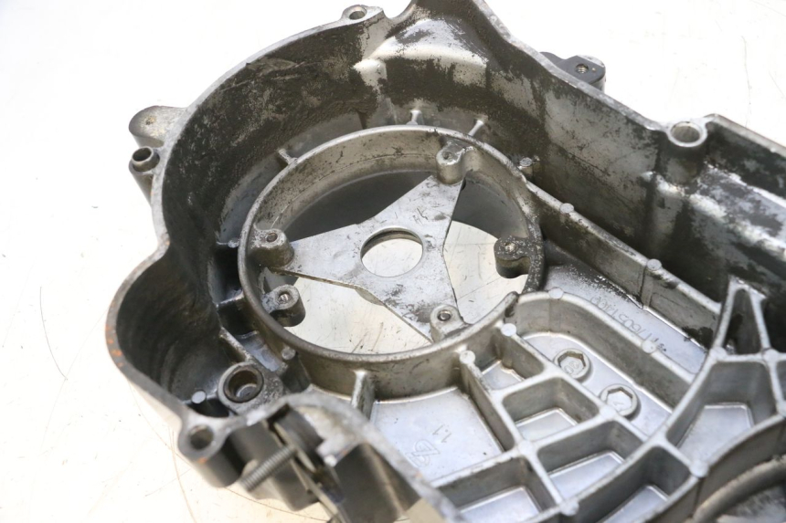photo de CUBIERTA DEL VARIADOR PEUGEOT SATELIS COMPRESSOR K15 125 (2006 - 2009) - Zoom estado de uso