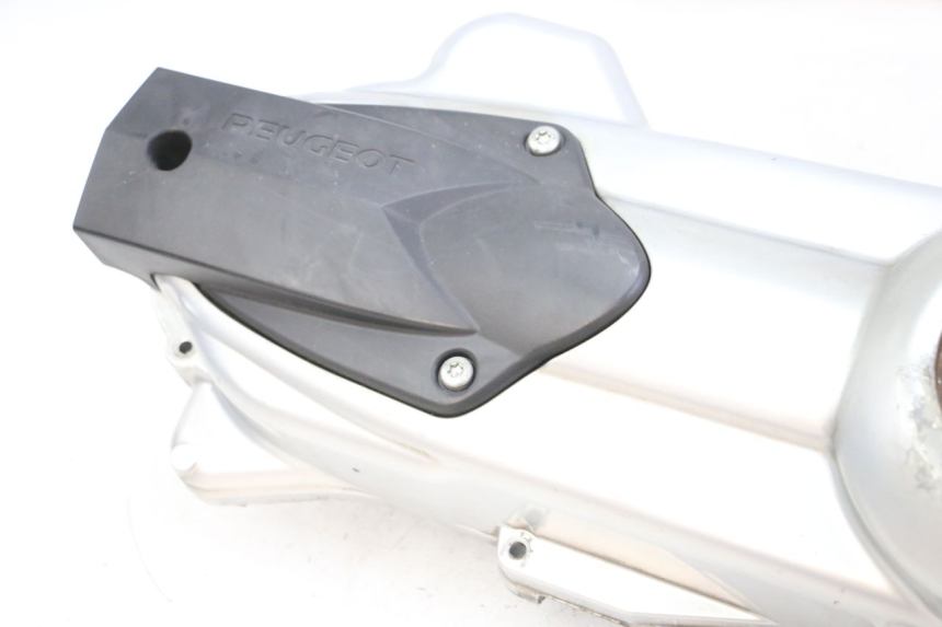 photo de TAPA VARIADOR PEUGEOT SATELIS 125 (2013 - 2018) - Primer plano de alta resolución