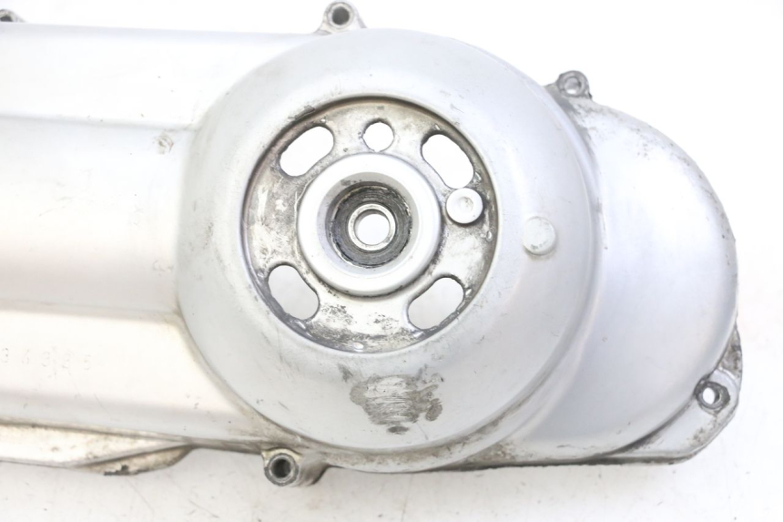 photo de TAPA VARIADOR PEUGEOT SATELIS 125 (2013 - 2018) - Primer plano de alta resolución