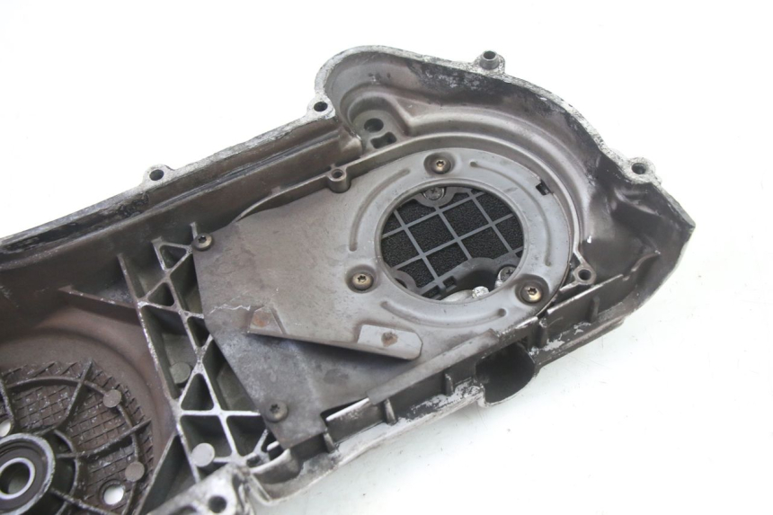 photo de TAPA VARIADOR PEUGEOT SATELIS 250 (2006 - 2012) - Detalles de los puntos de fijación