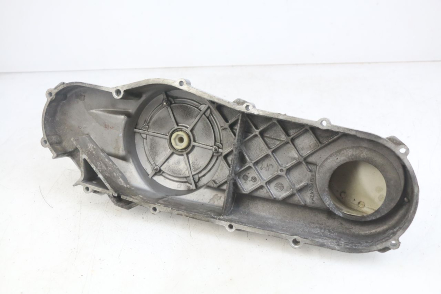 photo de CUBIERTA DEL VARIADOR APRILIA SCARABEO LIGHT 125 (2007 - 2011) - Primer plano técnico
