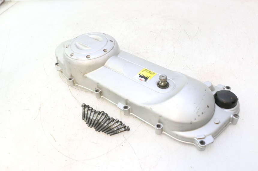 photo de CUBIERTA DEL VARIADOR APRILIA SR 2T 50 (2012 - 2017) - Detalles de los puntos de fijación