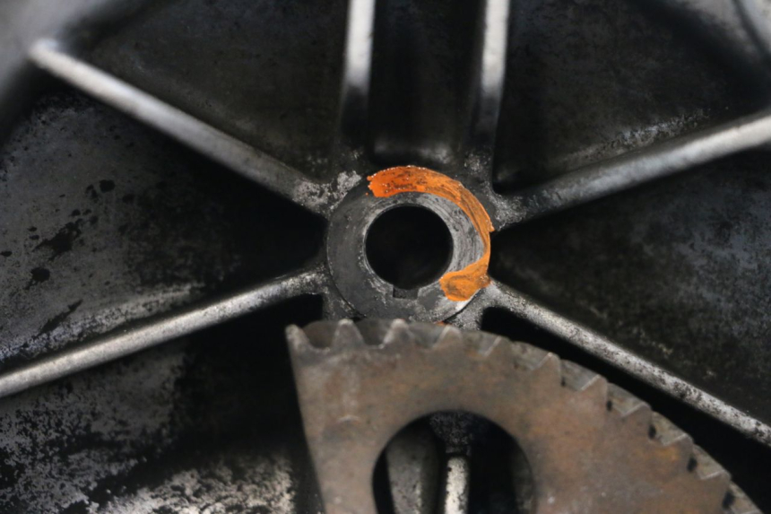 photo de TAPA VARIADOR APRILIA SR MOTARD 50 (2012 - 2018) - Detalle de la pieza